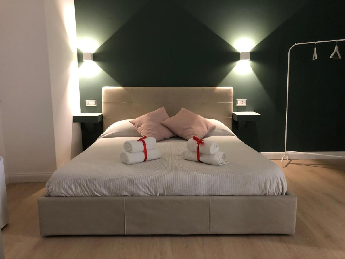 Nsh Apparthotel, Napoli Centro Buitenkant foto