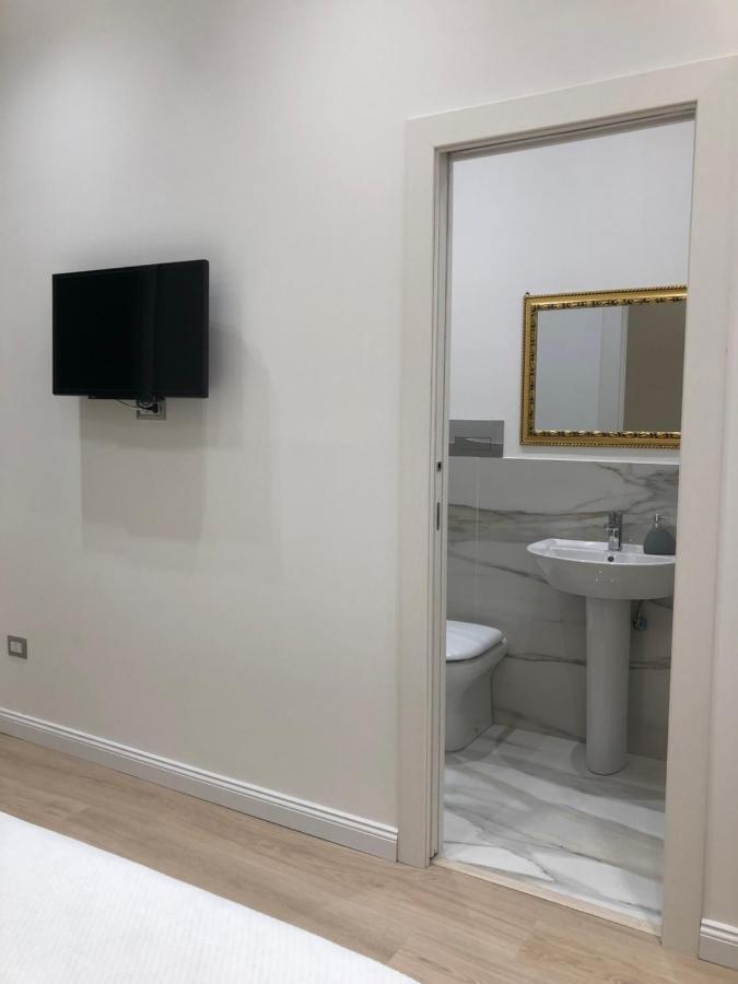 Nsh Apparthotel, Napoli Centro Buitenkant foto
