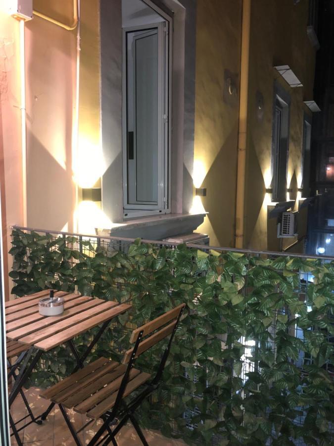 Nsh Apparthotel, Napoli Centro Buitenkant foto