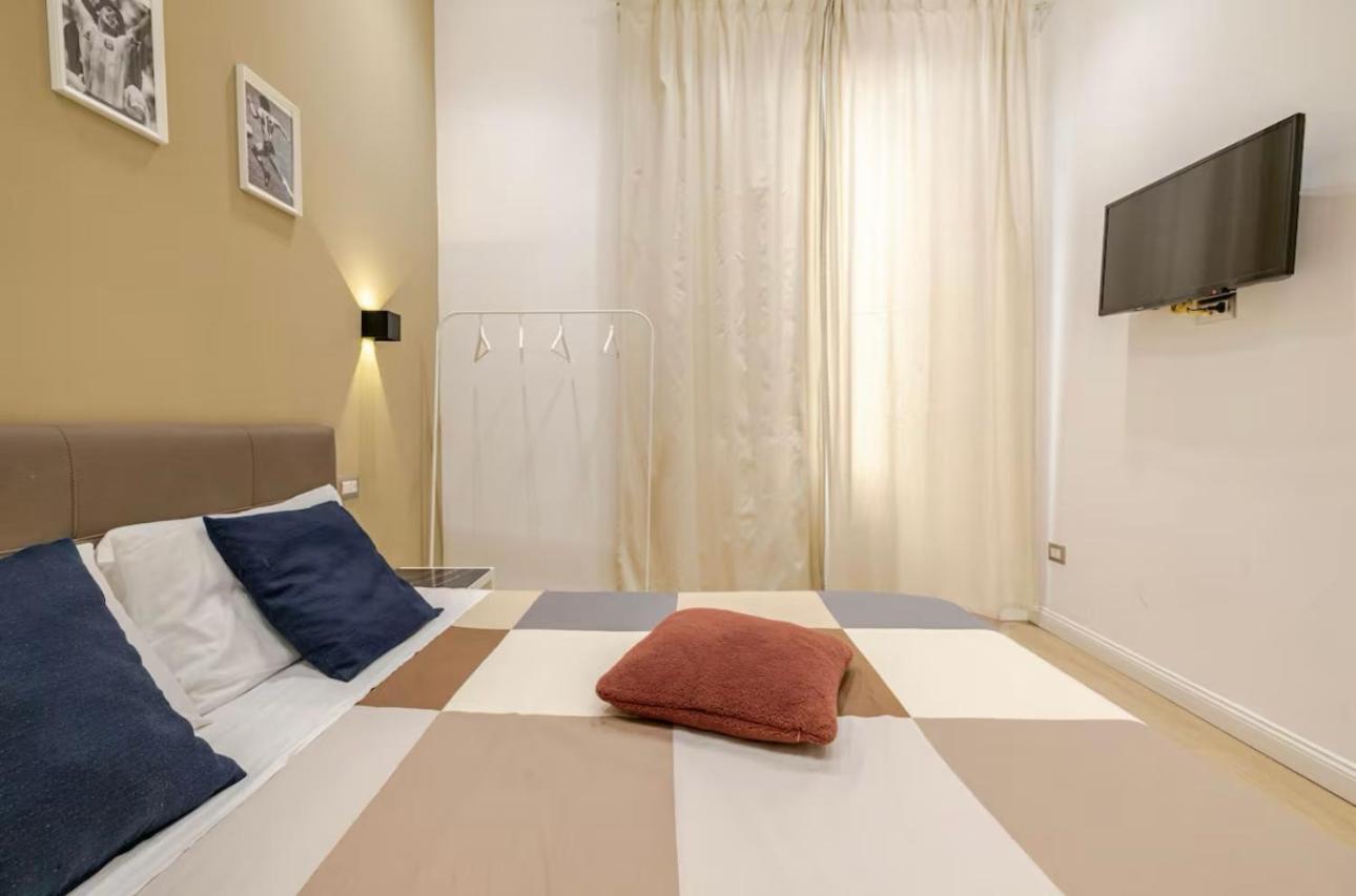 Nsh Apparthotel, Napoli Centro Buitenkant foto