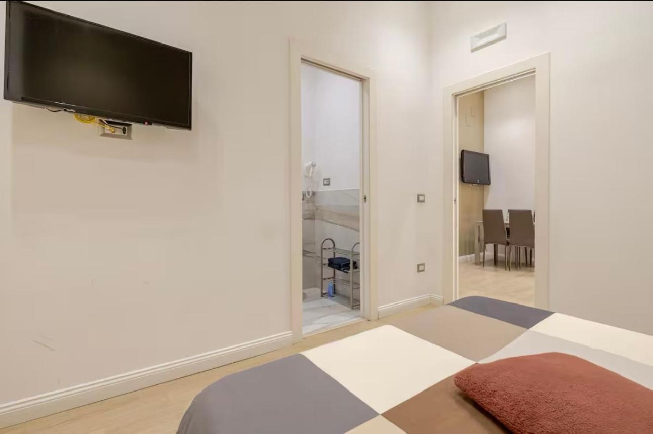 Nsh Apparthotel, Napoli Centro Buitenkant foto