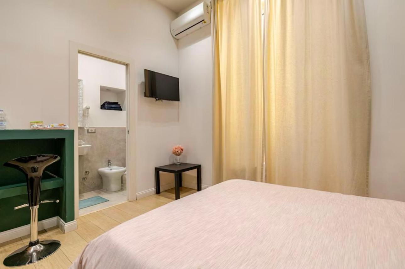 Nsh Apparthotel, Napoli Centro Buitenkant foto