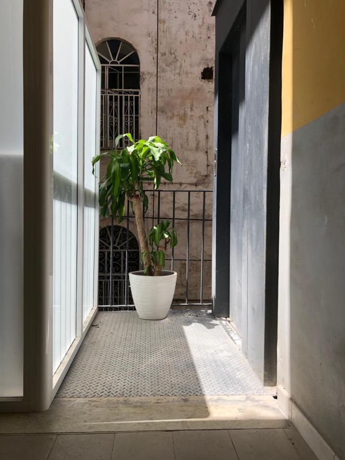Nsh Apparthotel, Napoli Centro Buitenkant foto