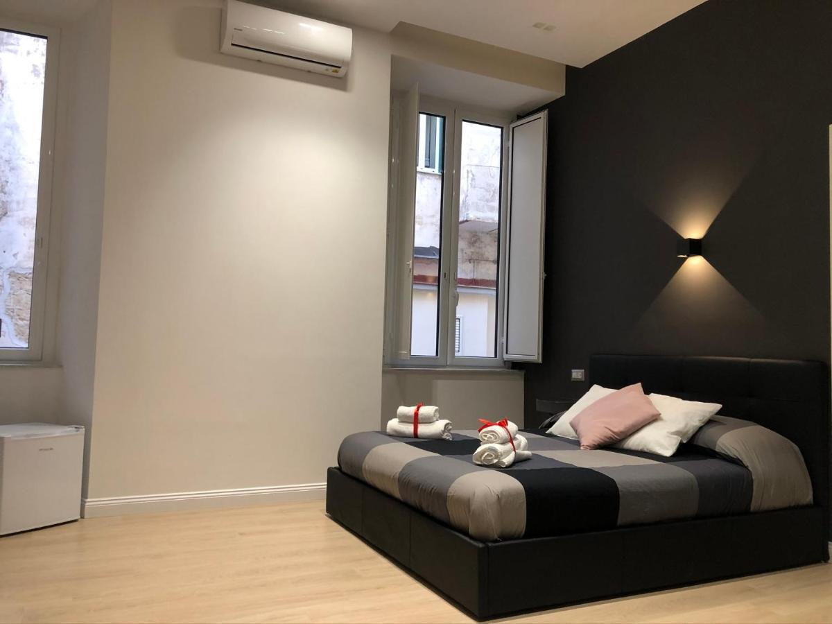 Nsh Apparthotel, Napoli Centro Buitenkant foto
